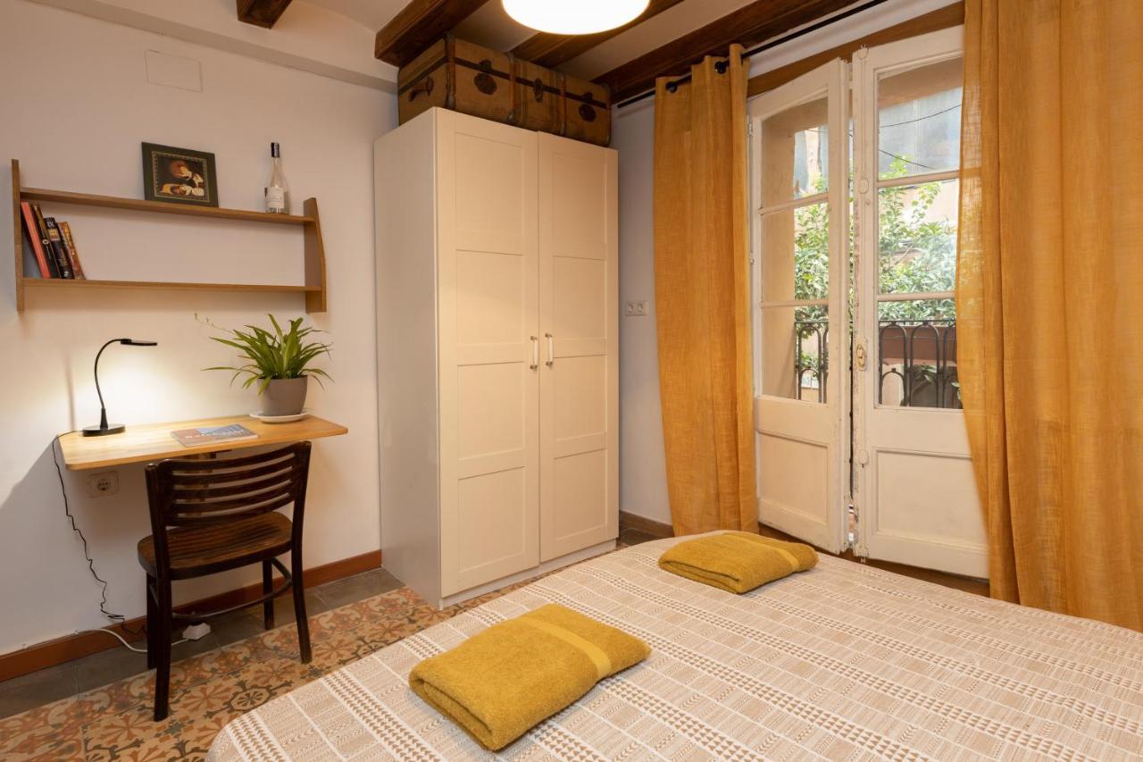 Aparteasy - Central Gracia Apartments Barcelona Eksteriør billede