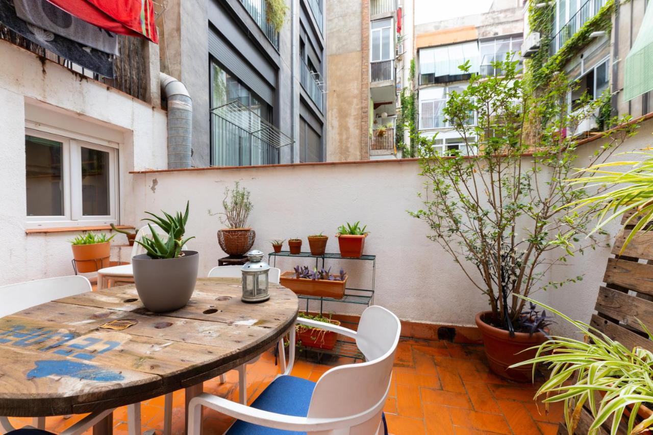 Aparteasy - Central Gracia Apartments Barcelona Eksteriør billede