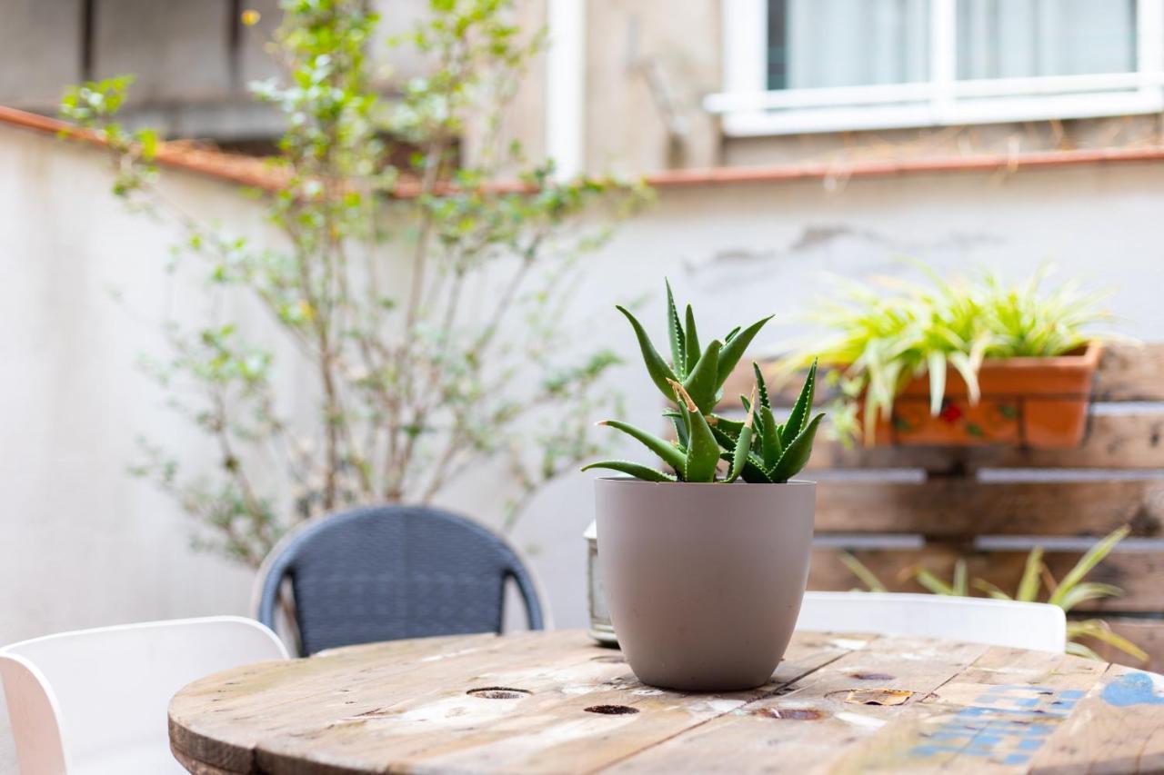 Aparteasy - Central Gracia Apartments Barcelona Eksteriør billede