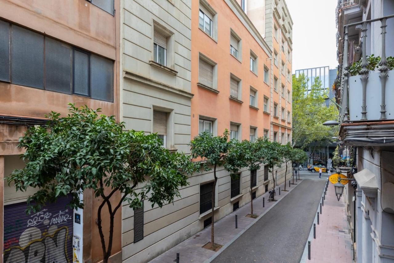 Aparteasy - Central Gracia Apartments Barcelona Eksteriør billede