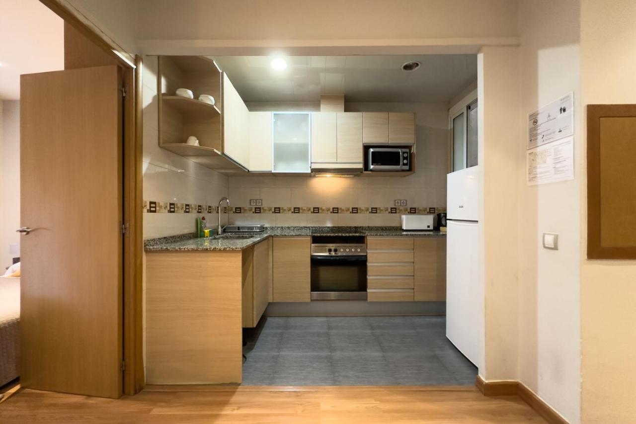 Aparteasy - Central Gracia Apartments Barcelona Eksteriør billede
