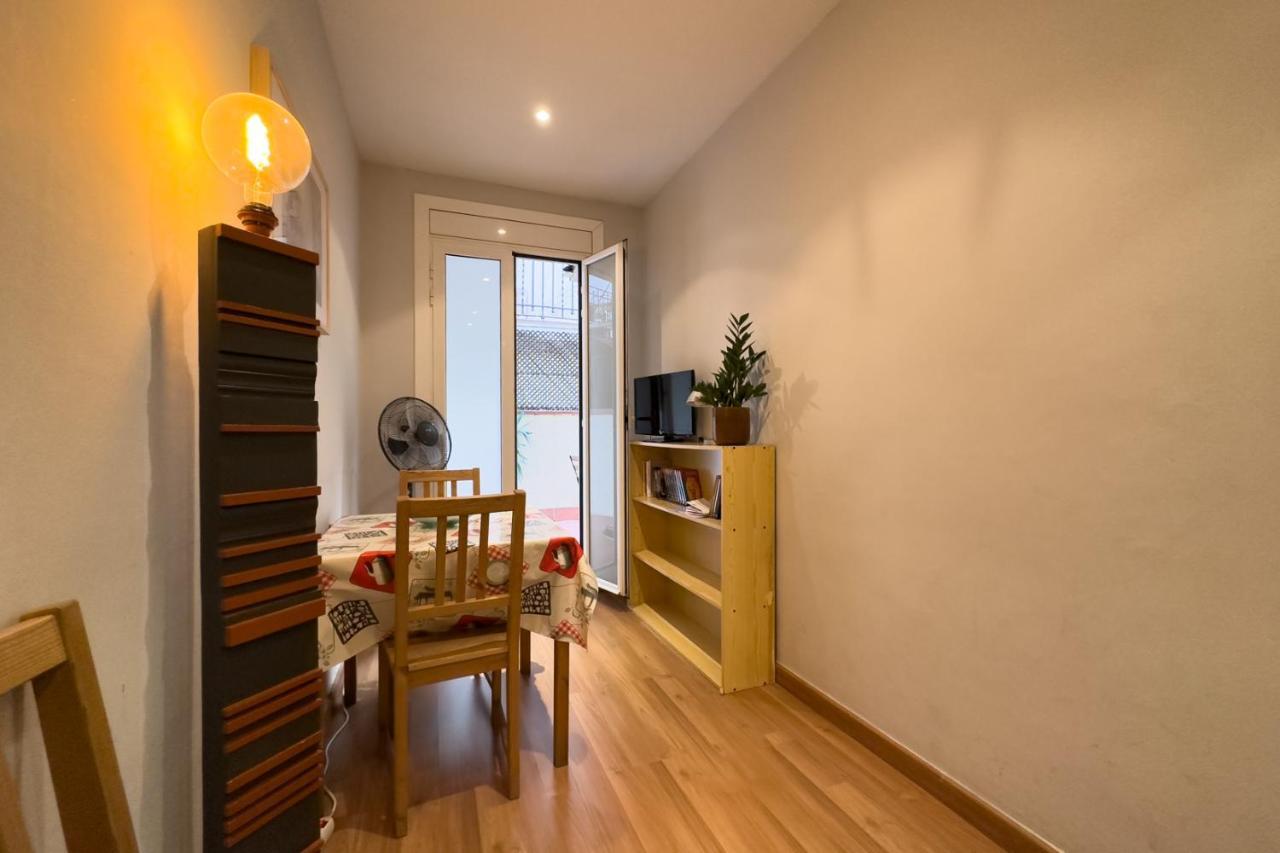 Aparteasy - Central Gracia Apartments Barcelona Eksteriør billede