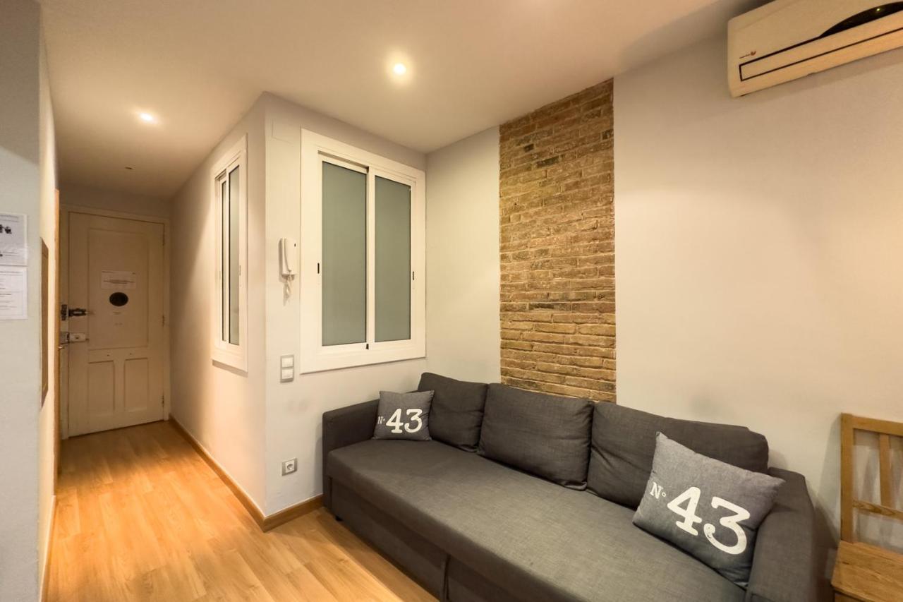 Aparteasy - Central Gracia Apartments Barcelona Eksteriør billede