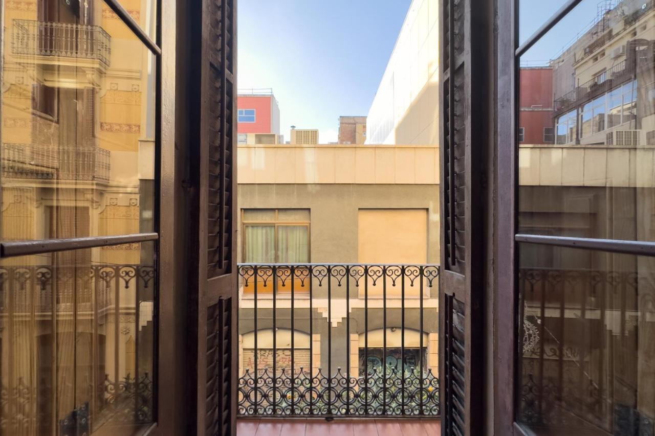 Aparteasy - Central Gracia Apartments Barcelona Eksteriør billede