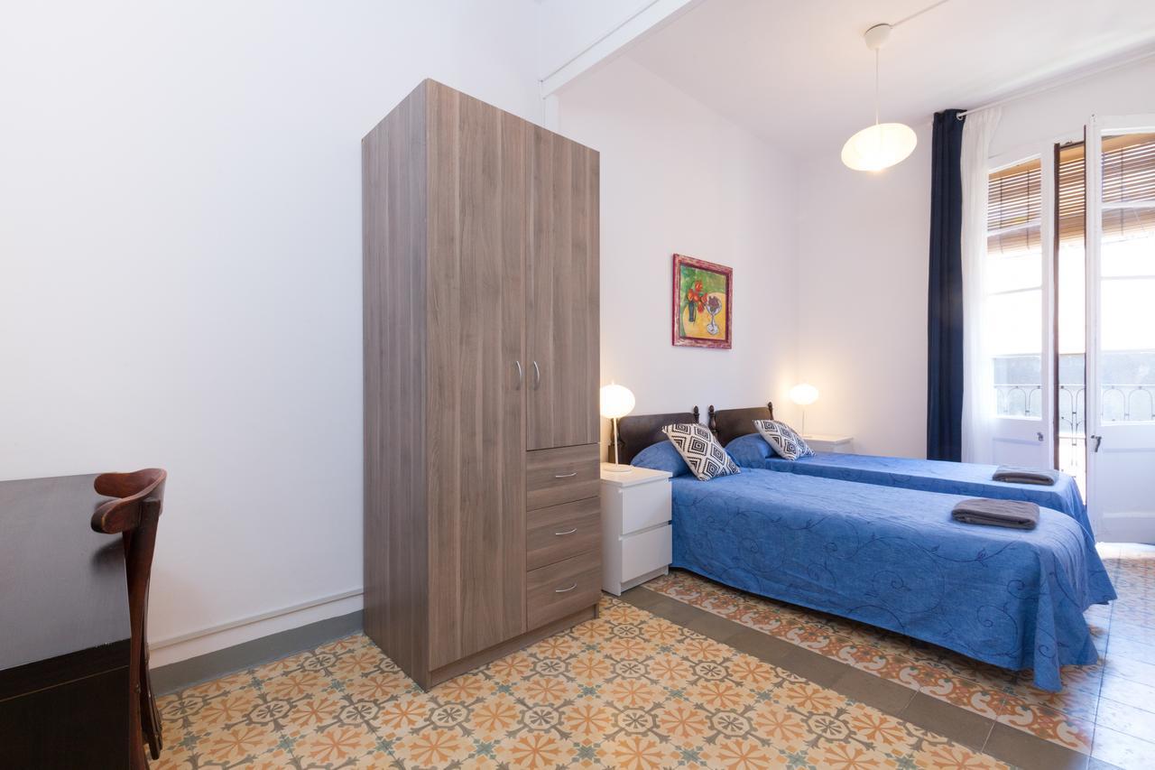 Aparteasy - Central Gracia Apartments Barcelona Eksteriør billede