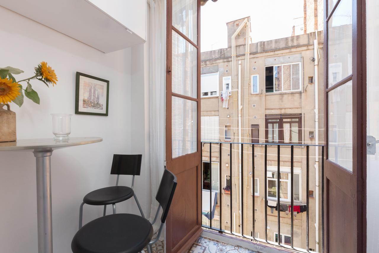 Aparteasy - Central Gracia Apartments Barcelona Eksteriør billede